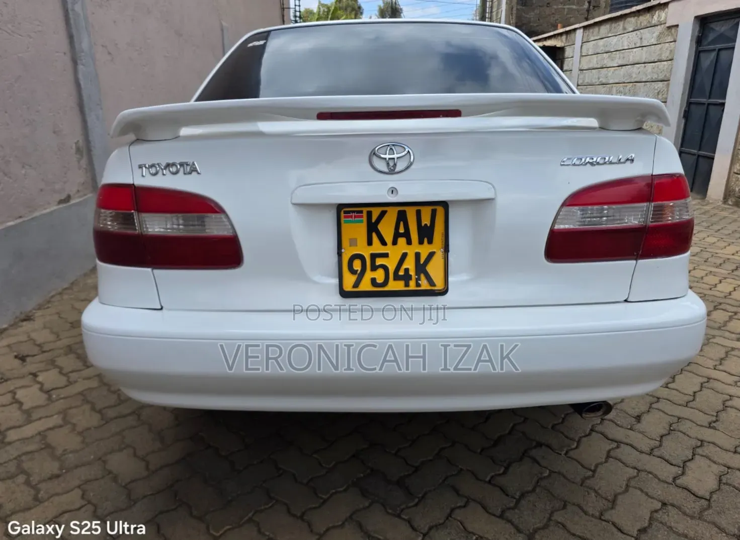 Toyota Corolla 1998 White