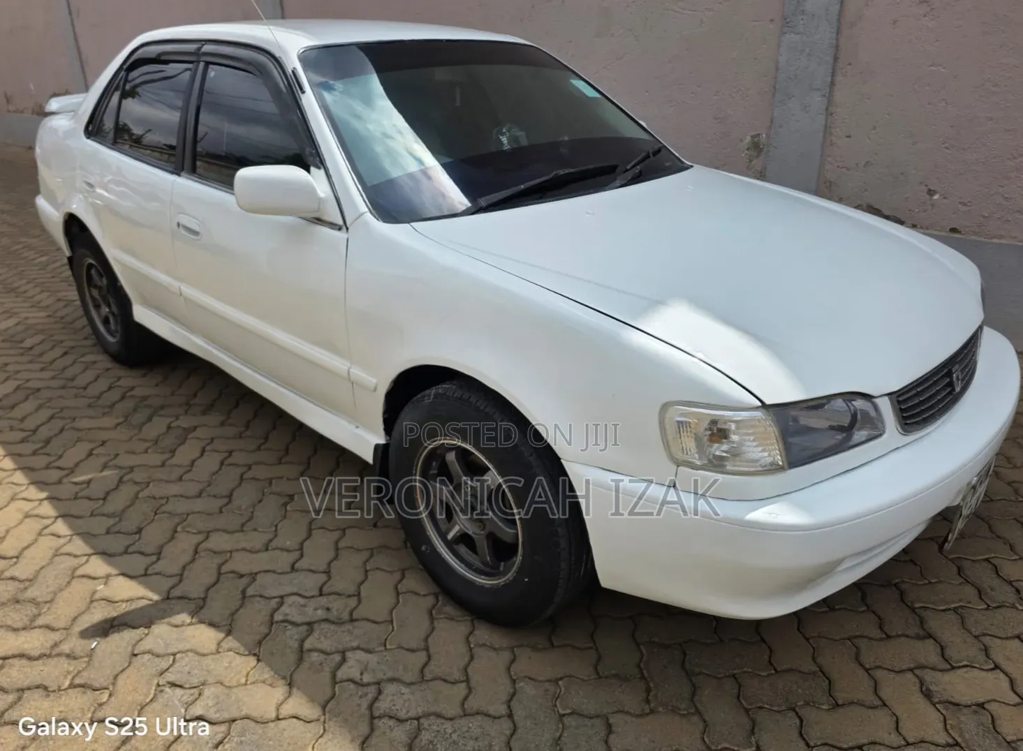 Toyota Corolla 1998 White