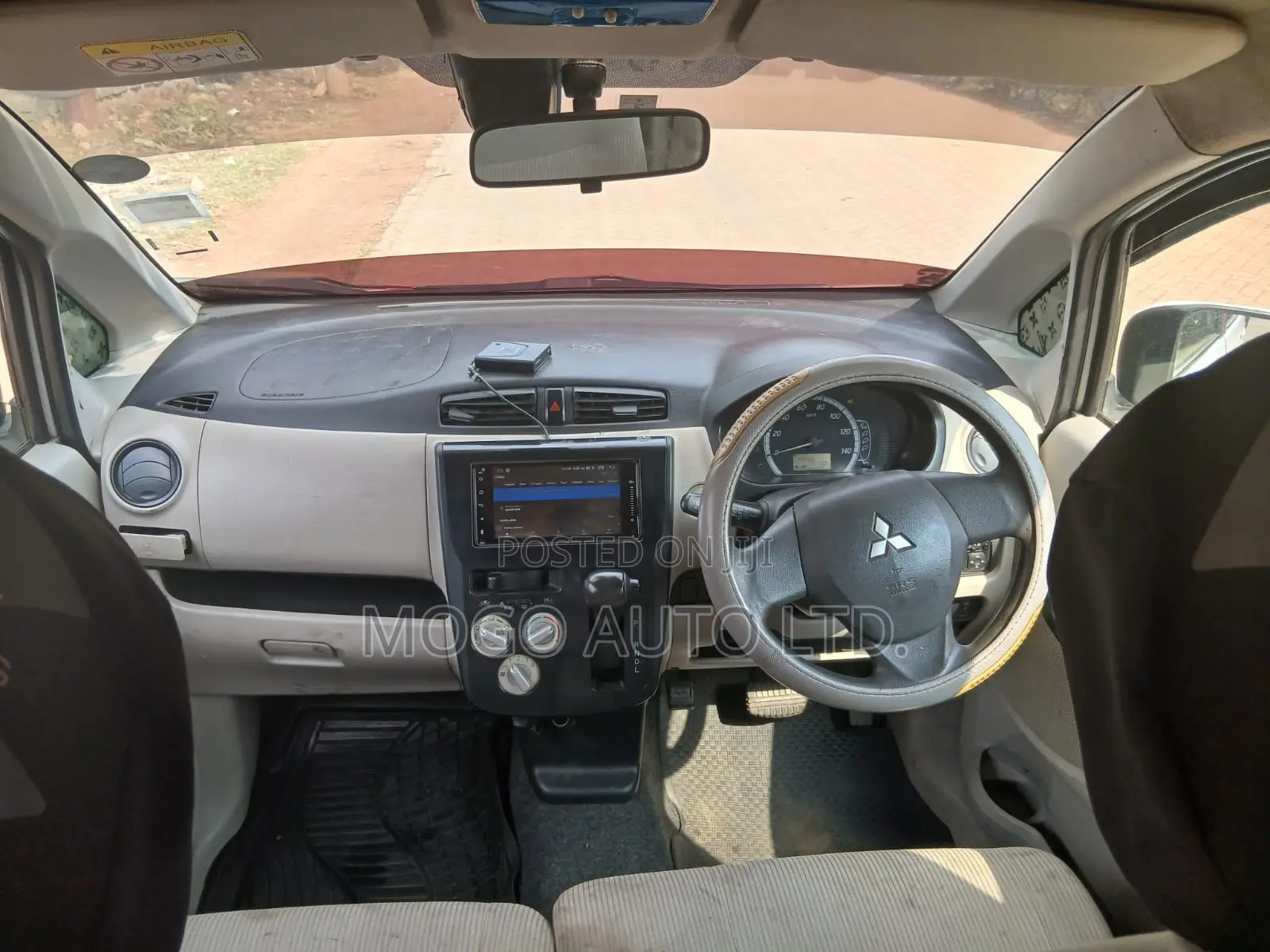 Mitsubishi EK Wagon 2015 White