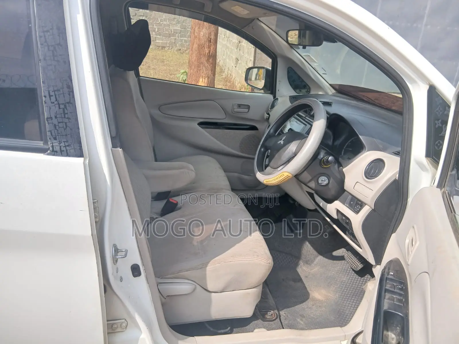 Mitsubishi EK Wagon 2015 White