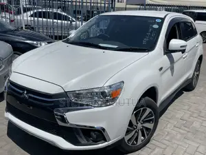 Mitsubishi RVR 2019 White
