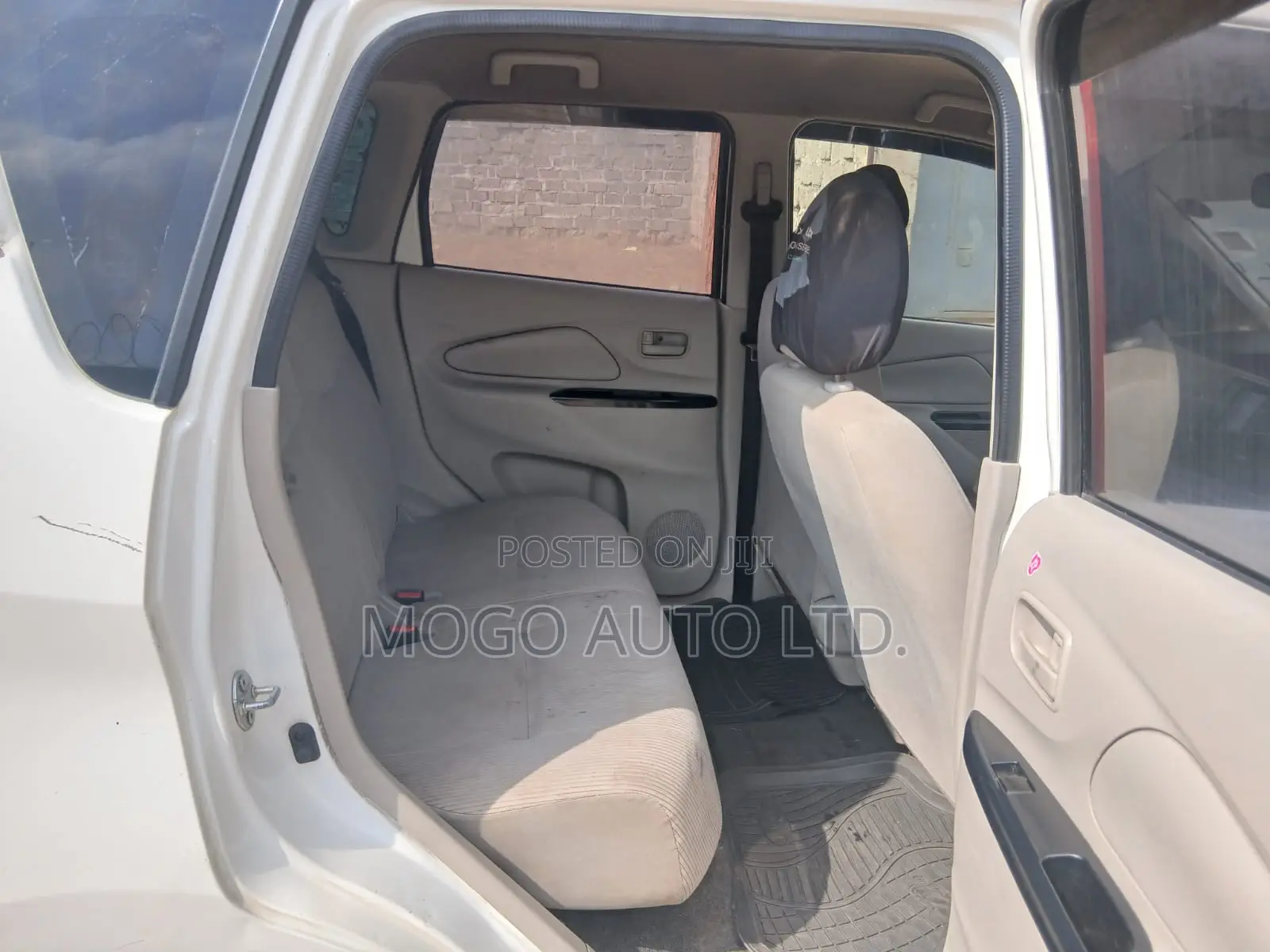 Mitsubishi EK Wagon 2015 White