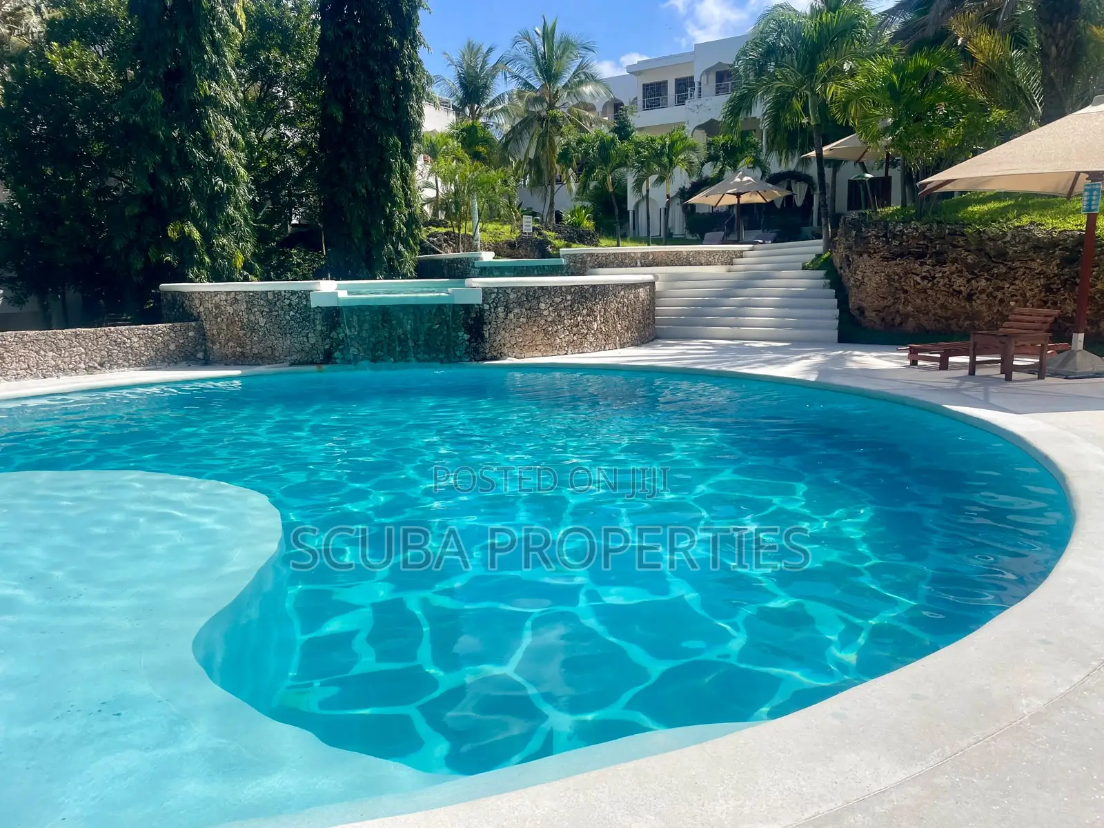 Furnished 1bdrm Apartment in Silversands Beach, Town Centre for sale