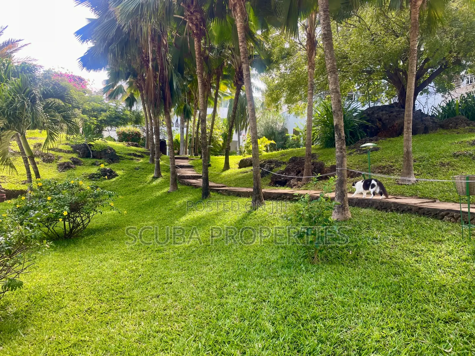 Furnished 1bdrm Apartment in Silversands Beach, Town Centre for sale