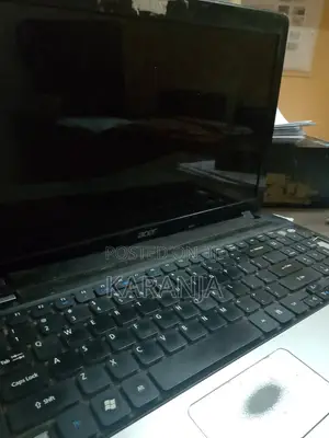Laptop Acer Aspire E1-571 8GB Intel Core i3 HDD 320GB