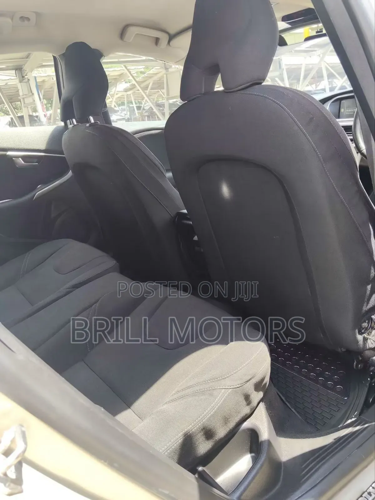 Volvo V40 2016 Gold