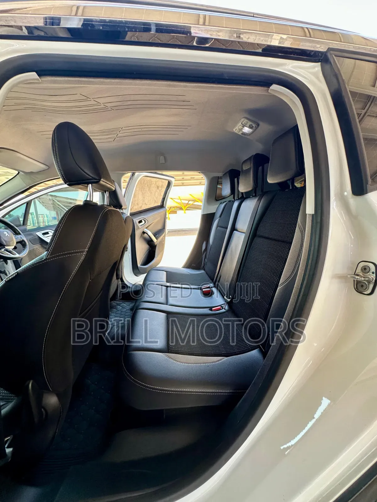 Volvo V40 2016 Gold