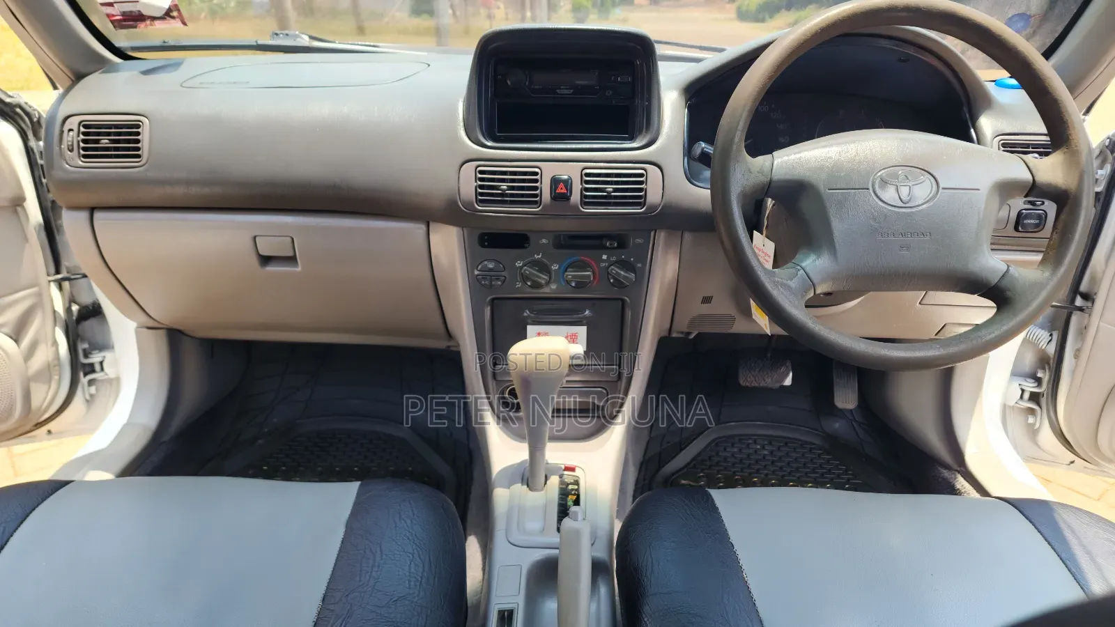 Toyota Corolla 1.6 Sedan 1997 Pearl
