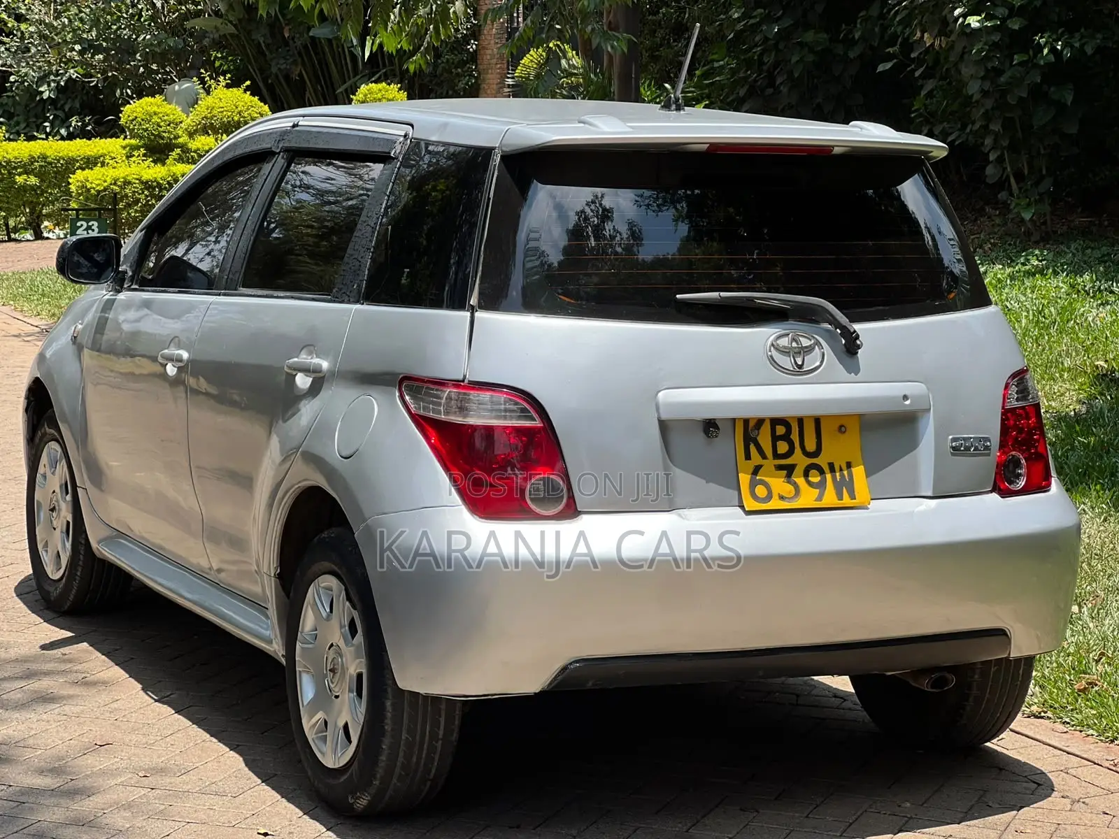 Toyota IST 2006 Silver