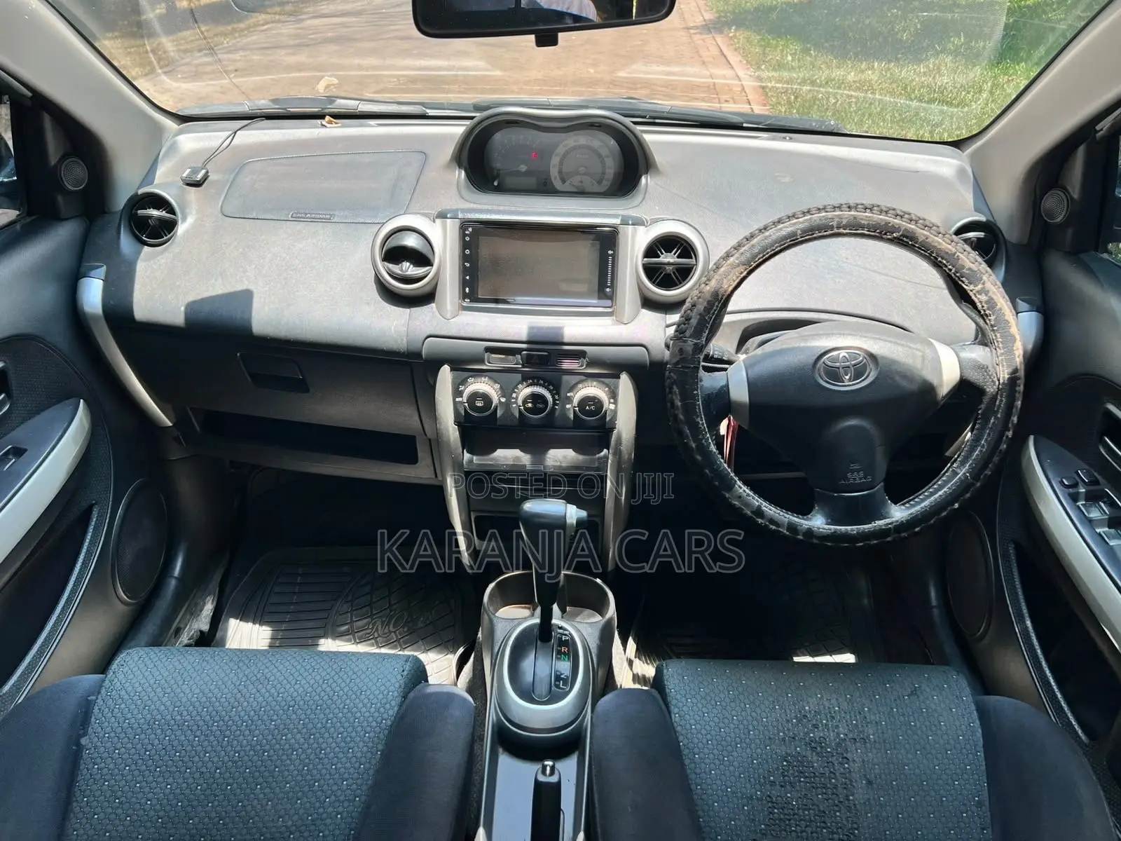 Toyota IST 2006 Silver