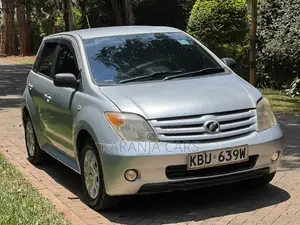 Toyota IST 2006 Silver