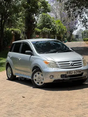 Toyota IST 2006 Silver