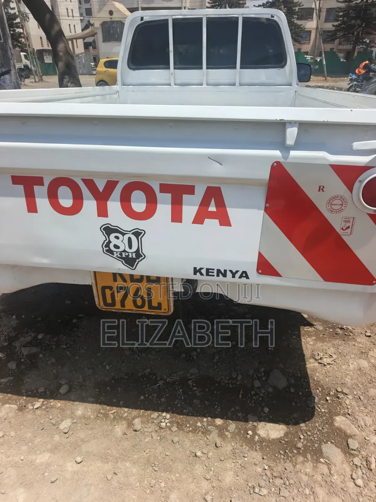 Toyota Hilux 2003 White