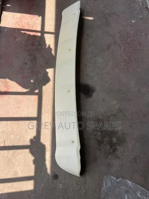 Hiace 7l Original Spoiler