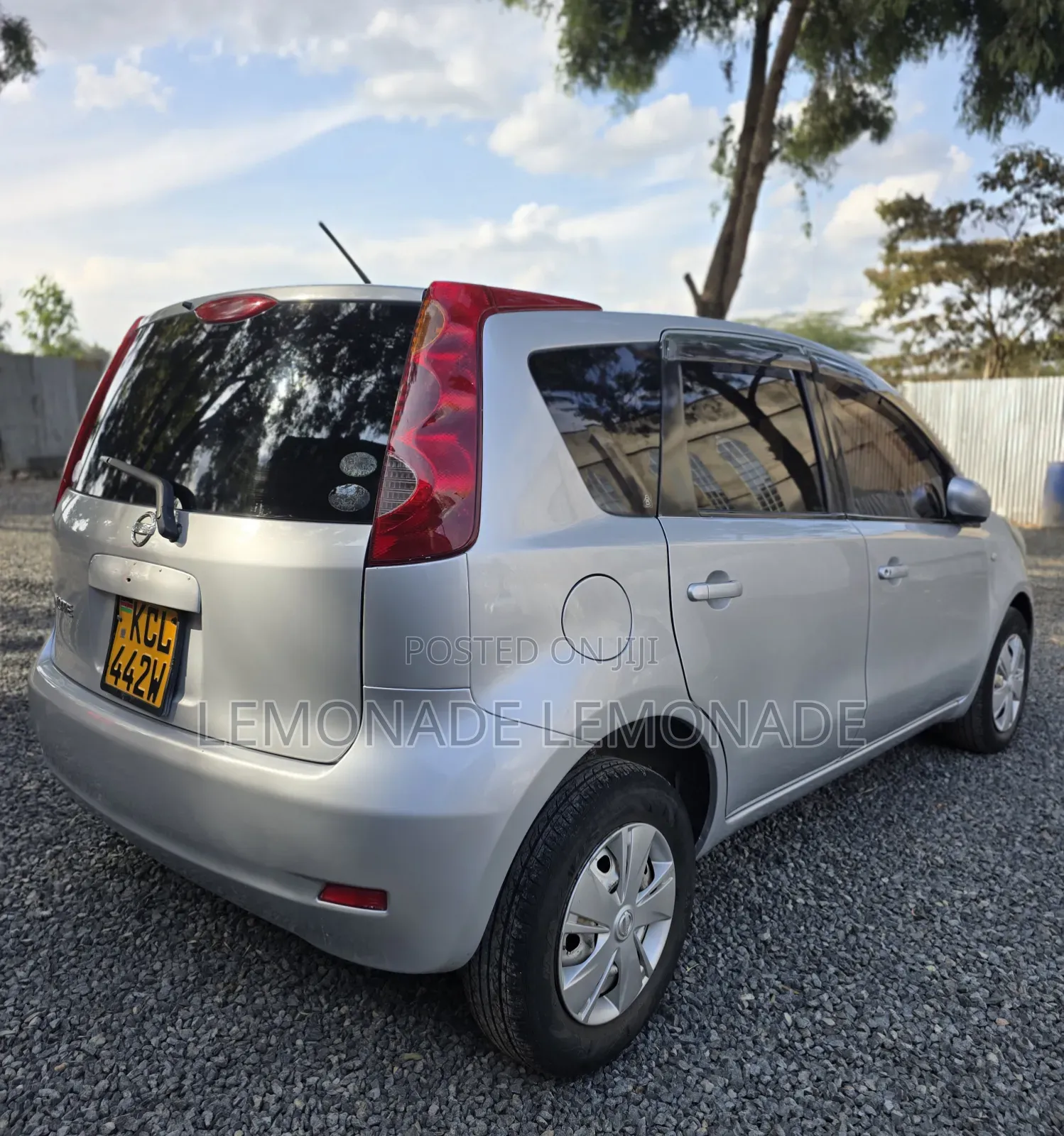 Nissan Note 1.4 2010 Silver