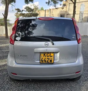 Nissan Note 1.4 2010 Silver