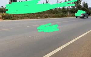 Koma to KENOL ROAD 1 Acre , 1 1/2 Acre on Tarmack Off Kangundo Rd
