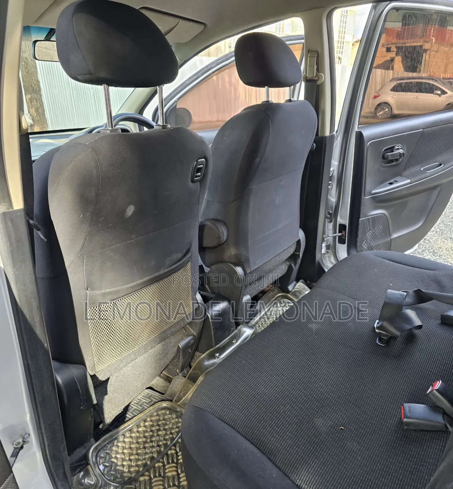 Nissan Note 1.4 2010 Silver