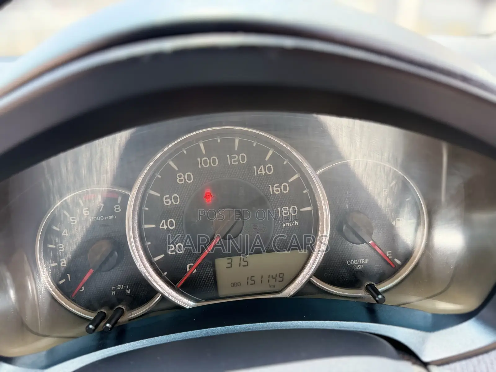 Toyota Axio 1.5 G 2WD 2012 Silver