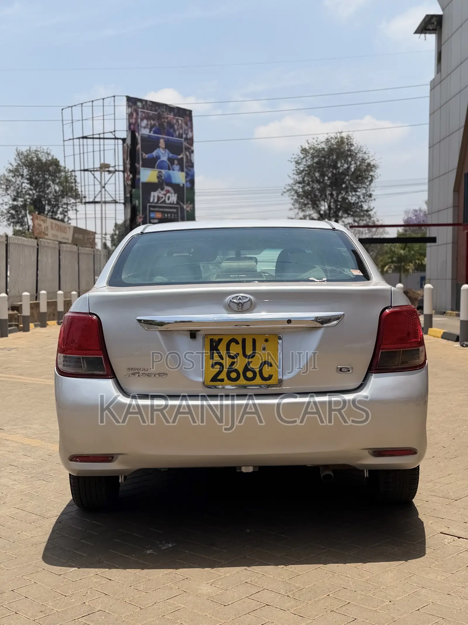 Toyota Axio 1.5 G 2WD 2012 Silver