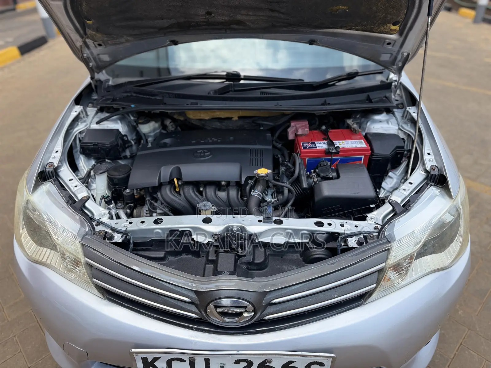 Toyota Axio 1.5 G 2WD 2012 Silver