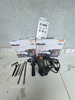 Kzubr 1050W Rotary Hammer / 1050W Rotary Hammer