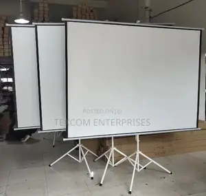 Tripod 200CM BY 200CM Tripod Projector Screen 80"X80"