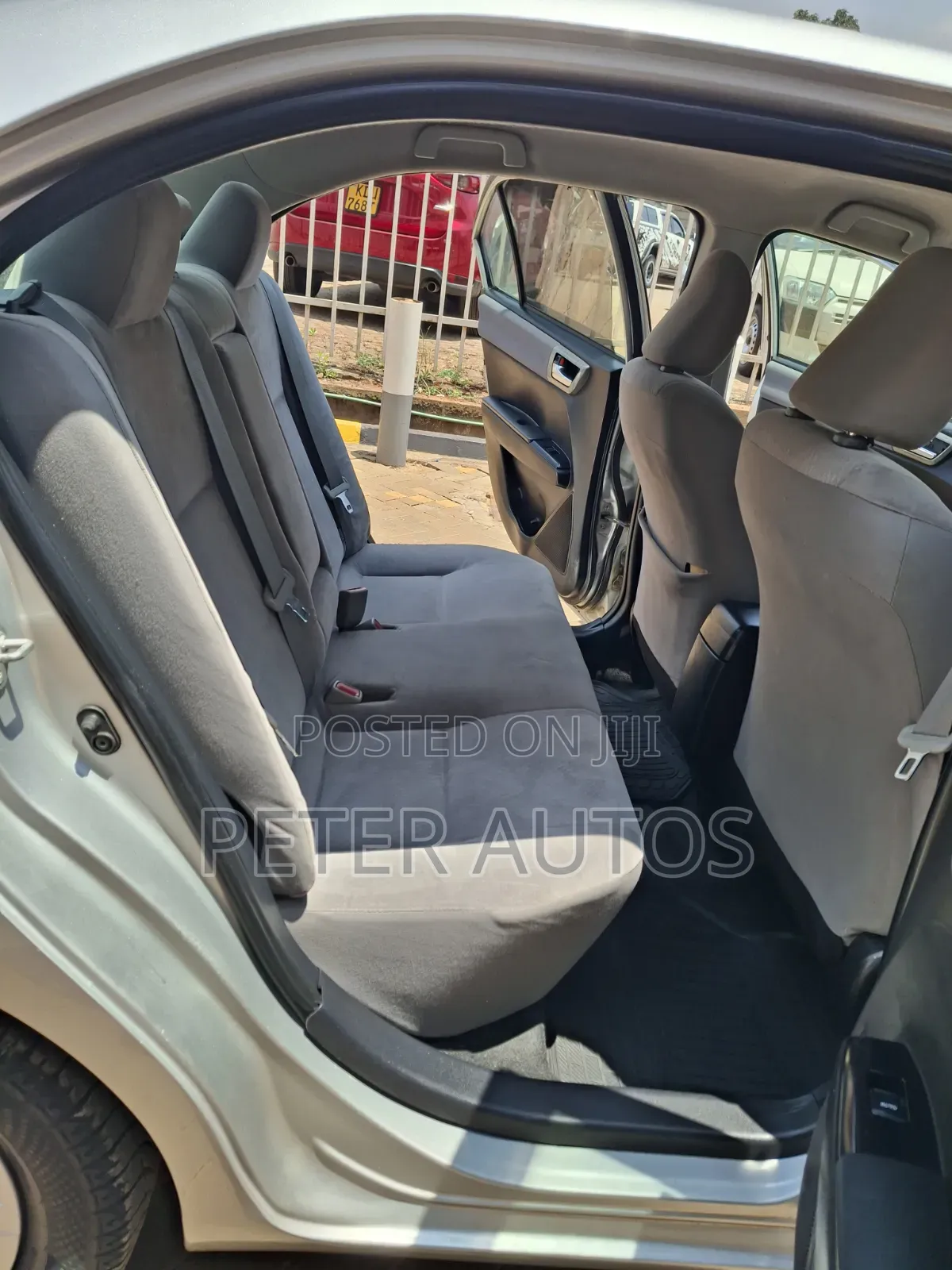 Toyota Axio 1.5 G 2WD 2012 Silver