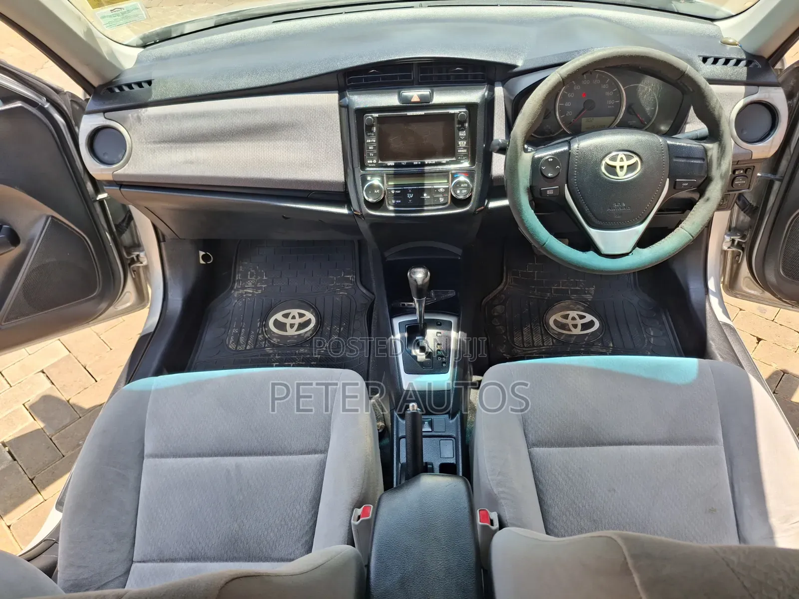 Toyota Axio 1.5 G 2WD 2012 Silver