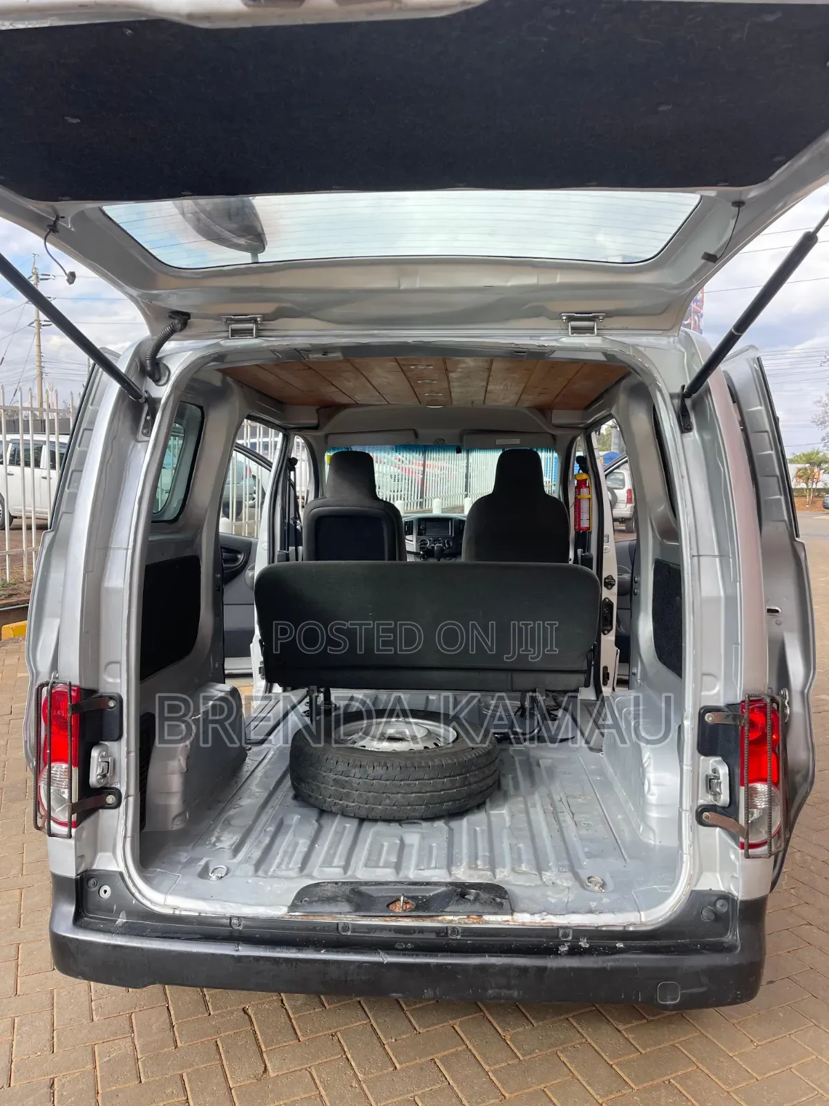 Nissan NV200 2015 Silver