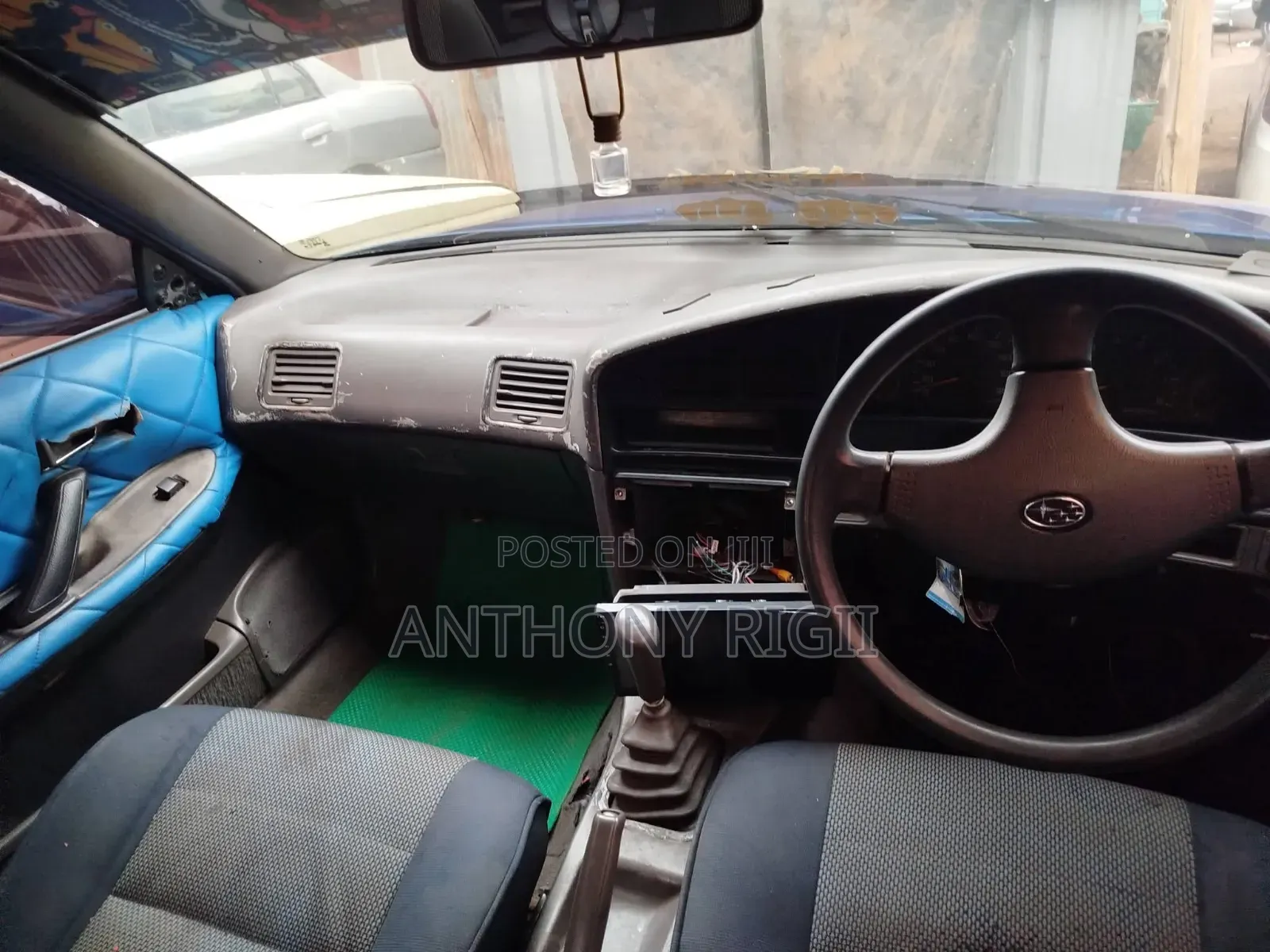 Subaru Legacy 1993 Blue
