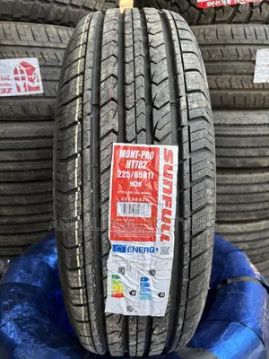 225/65r17 102H Sunfull Tyre