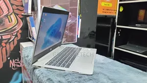 Laptop HP ProBook 440 G7 8GB Intel Core i5 HDD+SSD 750GB