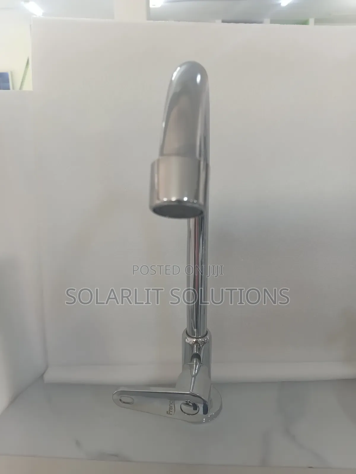 High-Arc Single-Handle Chrome Kitchen Sink Faucet