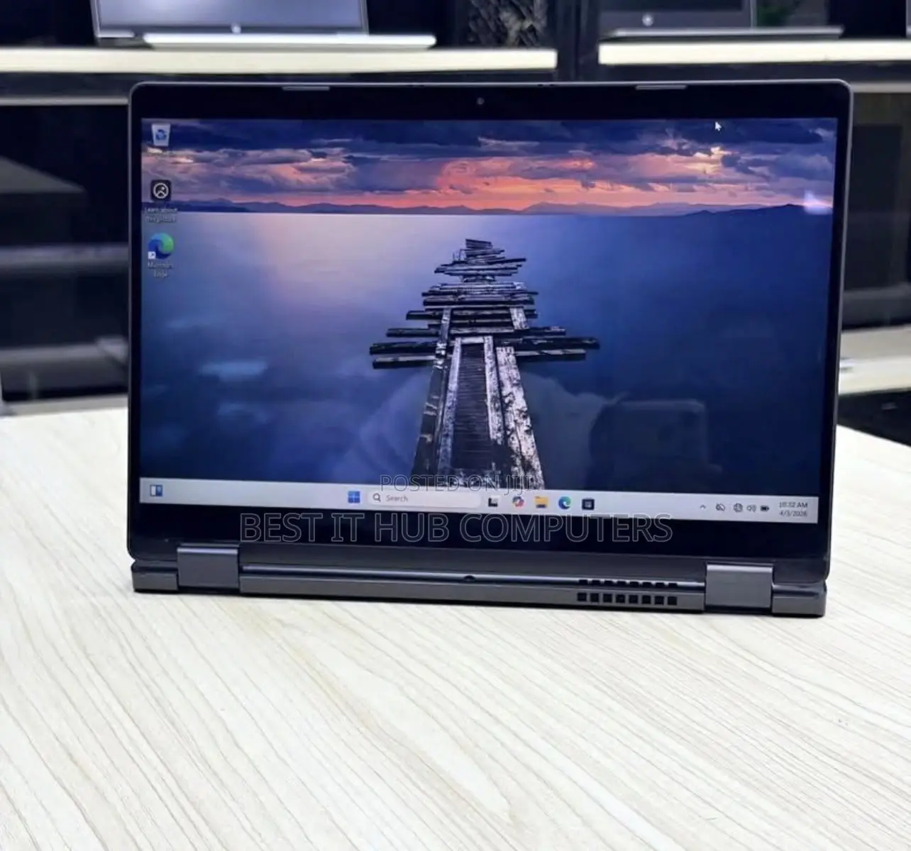 Laptop Dell Latitude 5300 2-in-1 8GB Intel Core i7 SSD 256GB