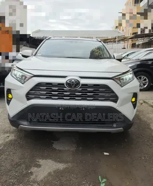 Toyota RAV4 2019 White