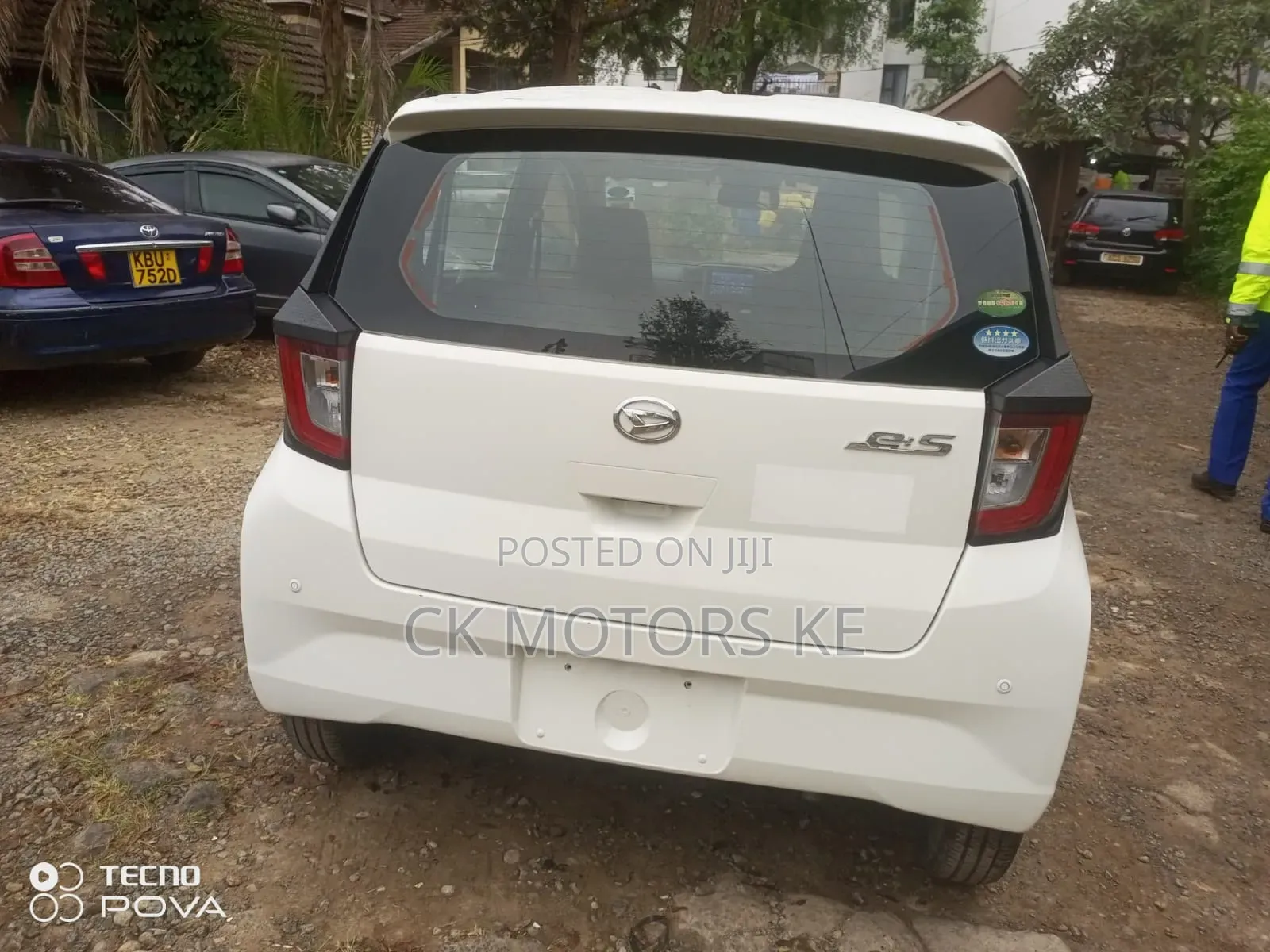 Daihatsu Mira 2019 White