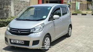 Mitsubishi EK Wagon 2019 Silver