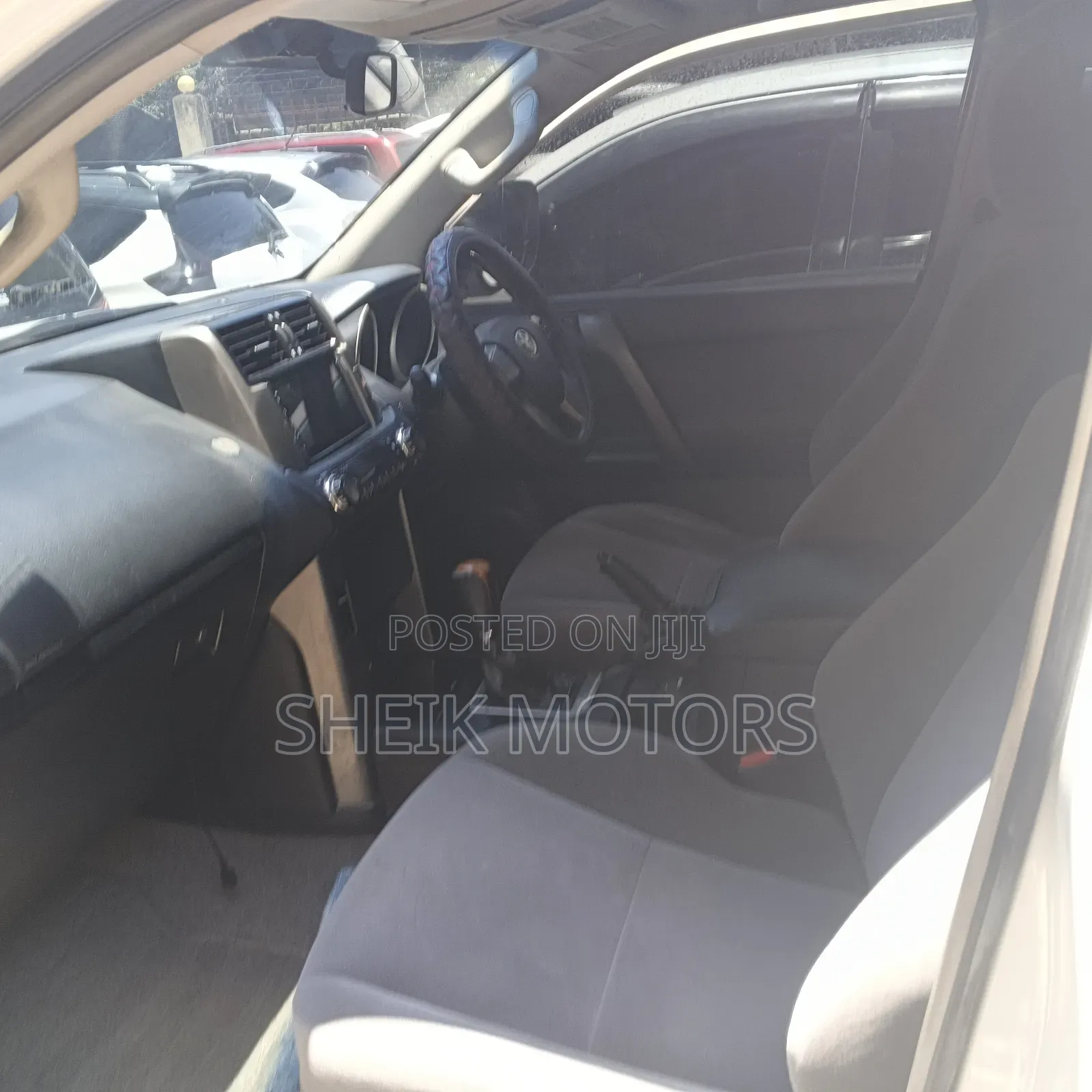 Toyota Land Cruiser Prado 2014 White