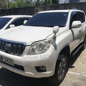 Toyota Land Cruiser Prado 2014 White