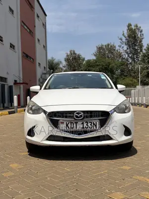 Mazda Demio 2018 White