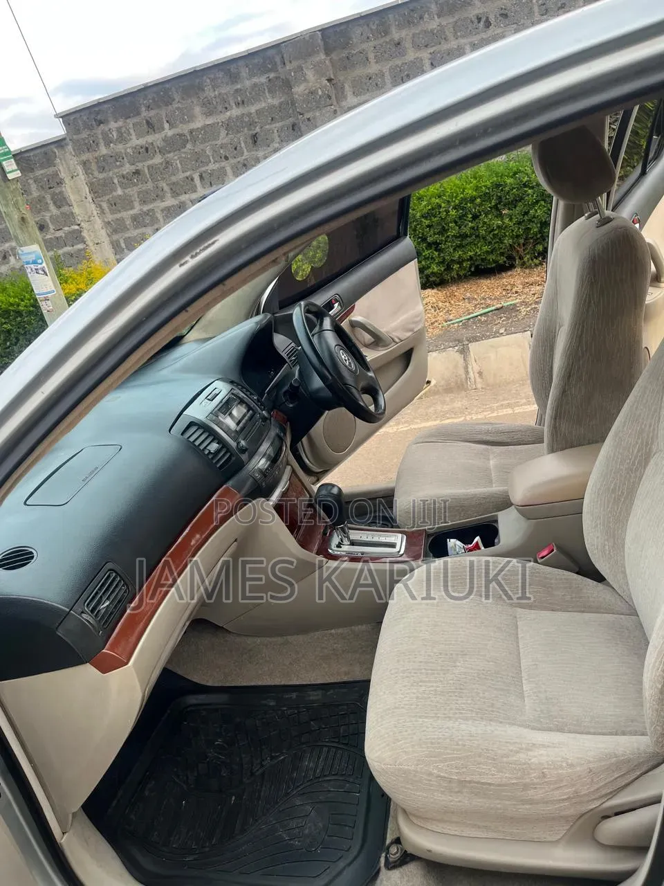 Toyota Premio 2007 Gold
