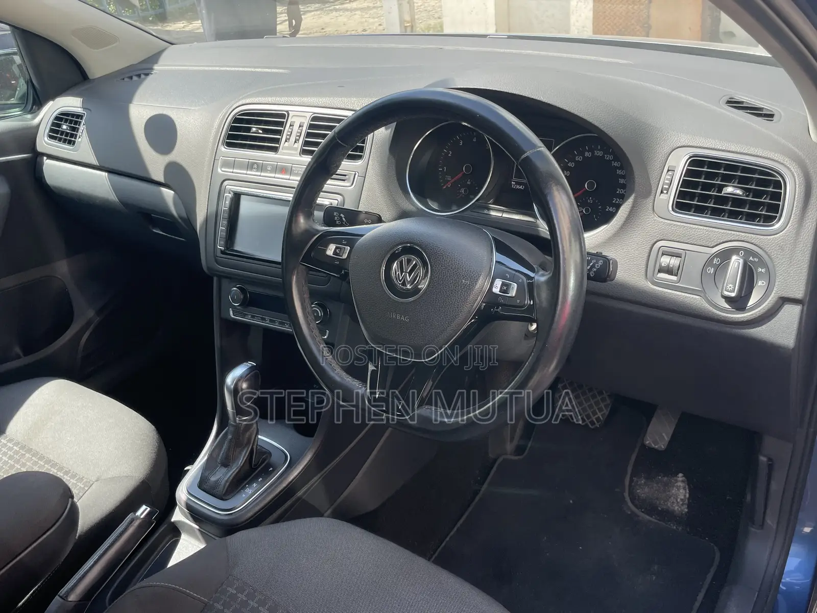 Volkswagen Polo 2017 Blue