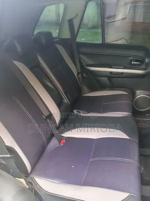 Suzuki Escudo 2010 White