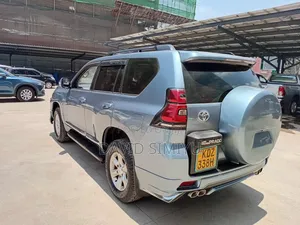Toyota Land Cruiser Prado 2013 Blue