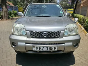 Nissan X-Trail 2006 Gray