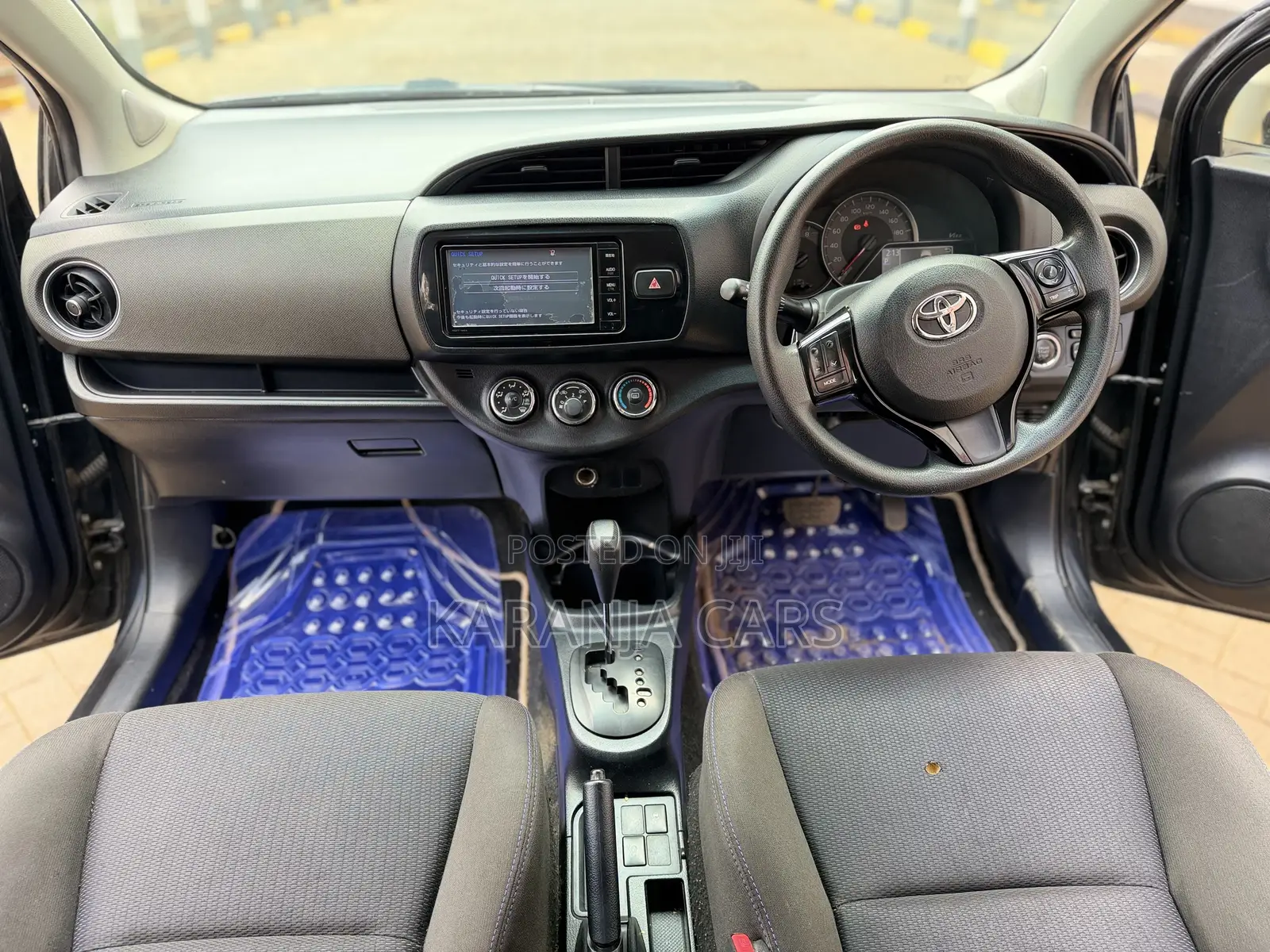 Toyota Vitz 1.3 FWD 5dr 2016 Black