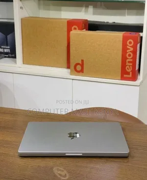 New Laptop Apple MacBook Pro 2021 M1 16GB Apple M1 Pro SSD 512GB