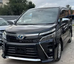 Toyota Voxy Hybrid X 2WD 7-Seater 2020 Black