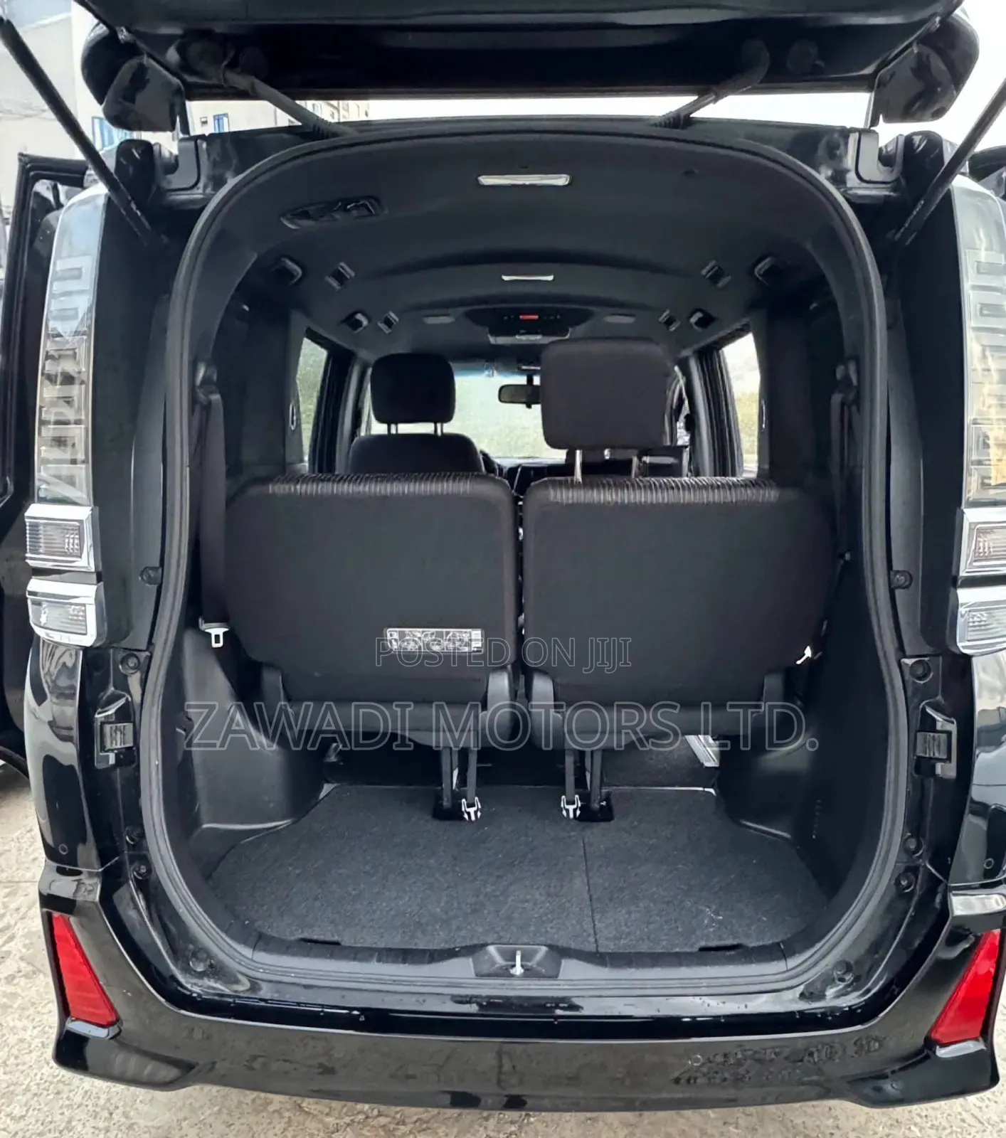 Toyota Voxy Hybrid X 2WD 7-Seater 2020 Black